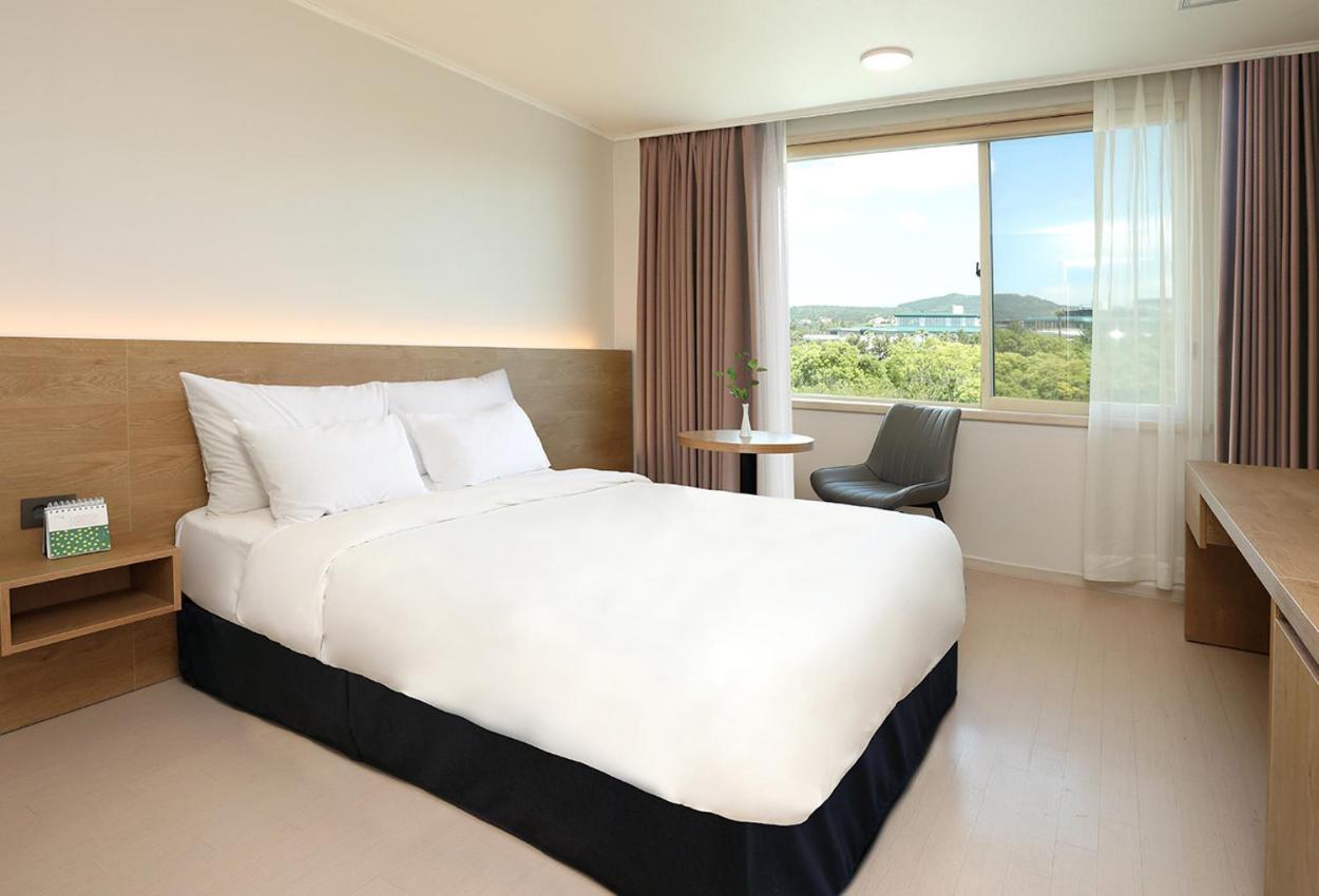ג'גו Bloom Hotel מראה חיצוני תמונה
